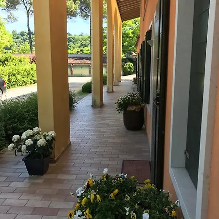Di Andrea Valeggio sul Mincio